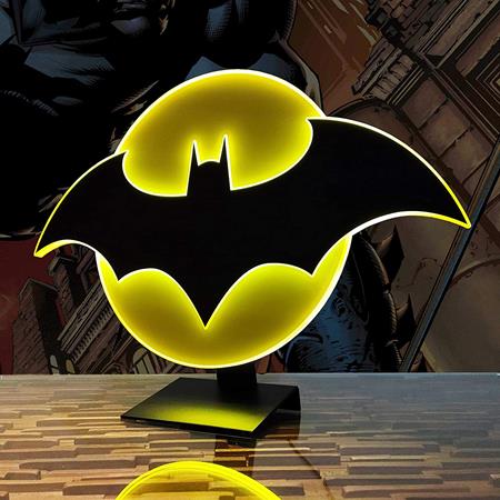 Dc Comics Justice League Batman Table Lamp Night Light With Luminescent Halo Mountable To 3d Illuminated Batsign Wall Lights With Dimmer (regular) - Image