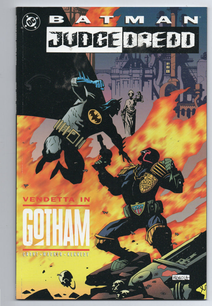 Pre-Owned - Batman / Judge Dredd: Vendetta in Gotham - Pre-Owned Comics - Image - Pop Weasel