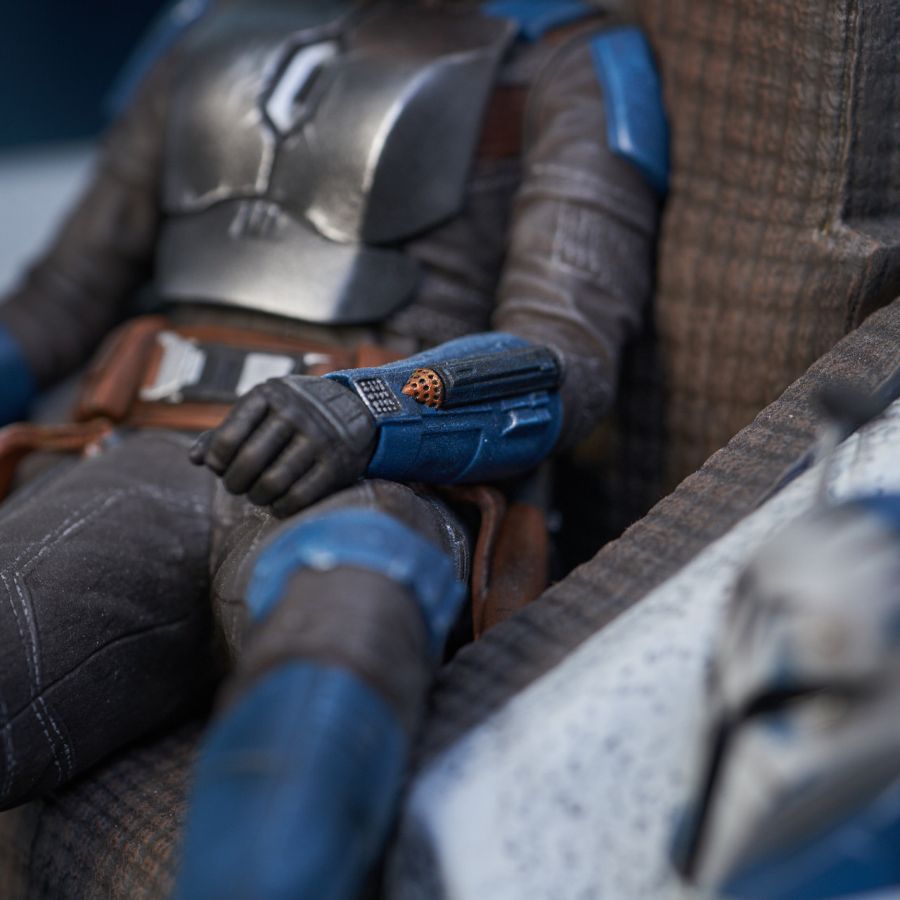 Image Pop Weasel - Image 8 of Star Wars: Mandalorian - Bo-Katan on Throne Statue - Diamond Select Toys - Statue - Image - Pop Weasel