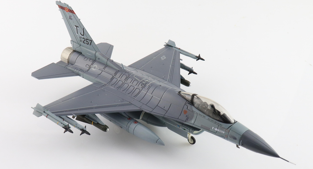 1/72 Lockheed F-16C OprtnDsrtS - Model - Image - Pop Weasel
