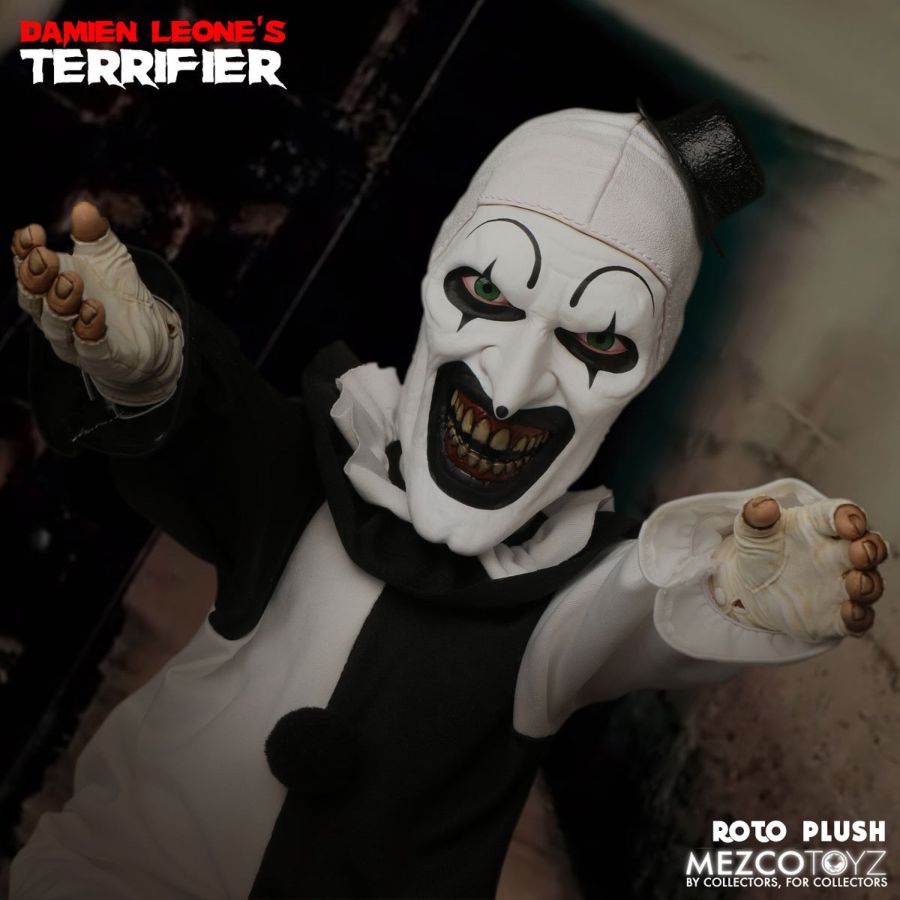 Terrifier - Art The Clown 18'' Roto Plush - Mezco Toyz - Statue - Image - Pop Weasel