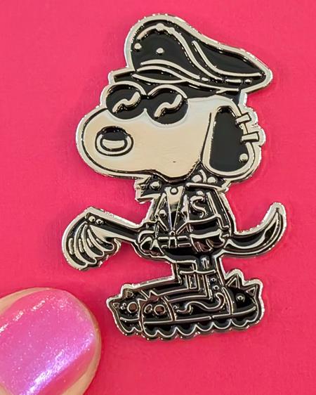 Snoop Of Finland Enamel Pin - Image - Badges & Pins - Image - Pop Weasel