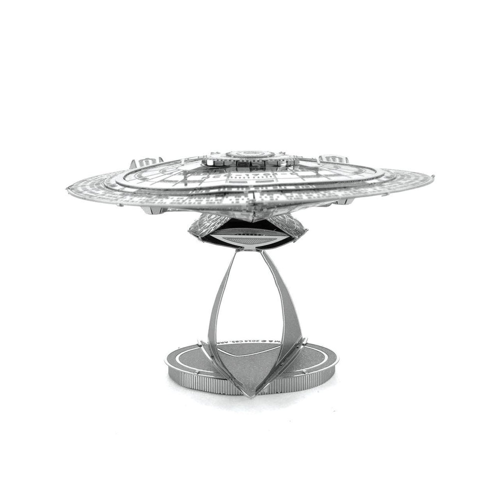 Metal Earth - Star Trek USS Enterprise NCC-1701-D - Kitset Models - Image - Pop Weasel